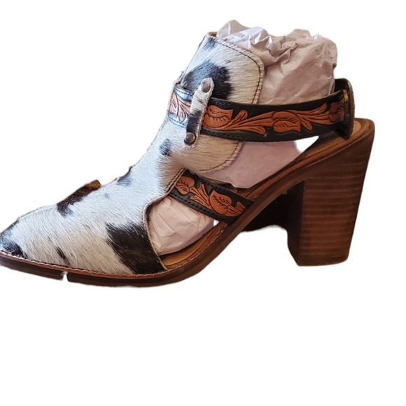 Myra Bag Booties Hair On Beth Jane Hand tooled Leather Myra Boots NWT - Picture 10 of 14